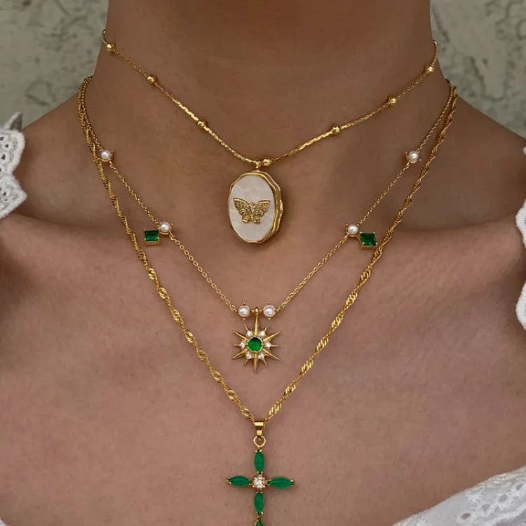 Collar mariposa