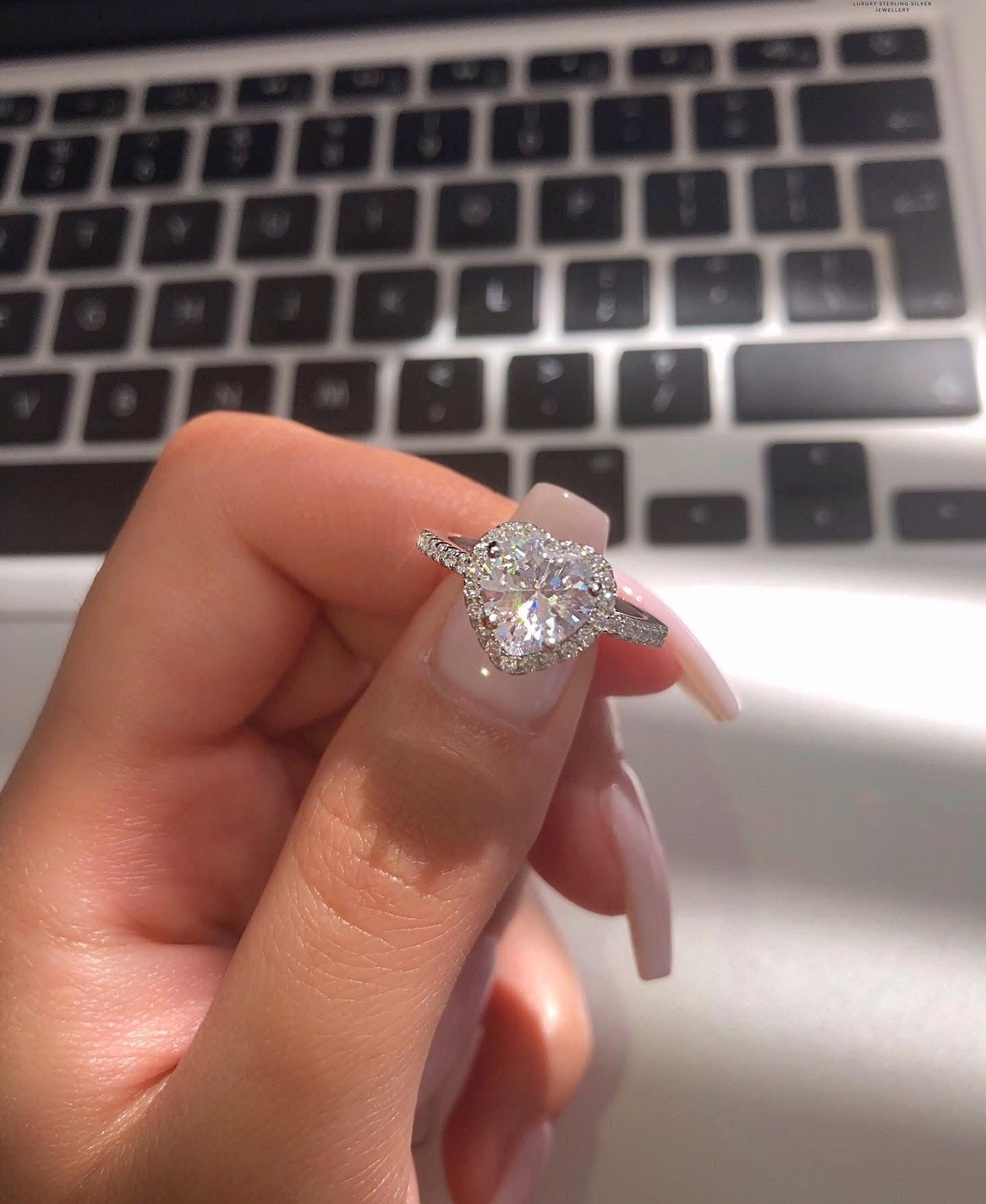 Anillo corazón Blanco