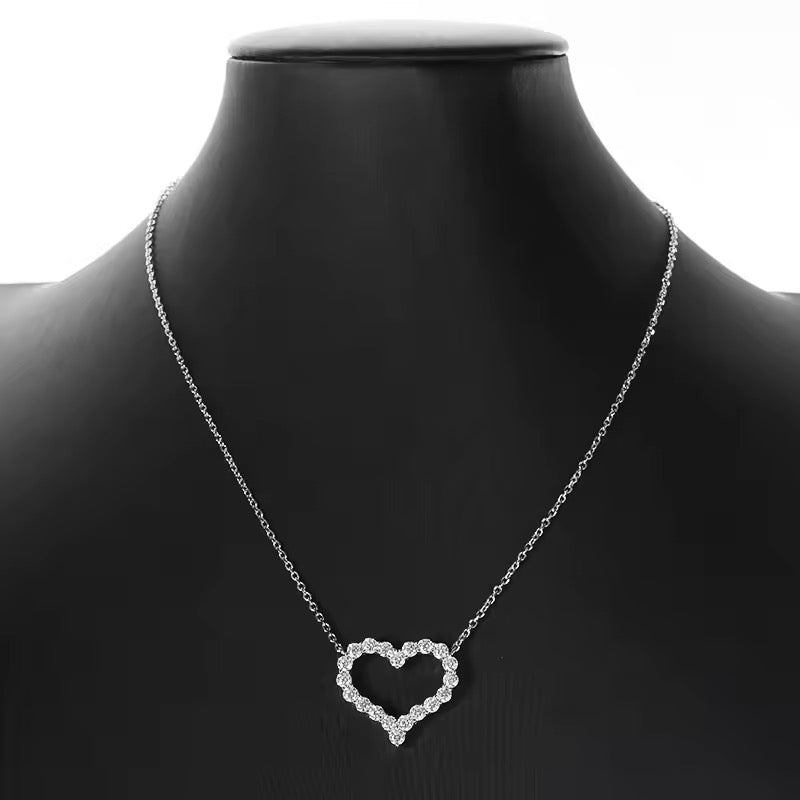 Collar diseño corazón love is in the air