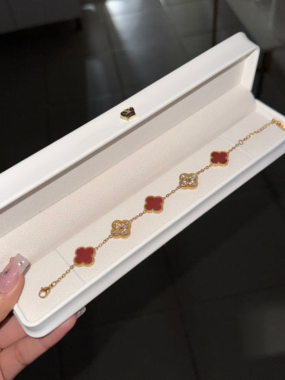 Pulsera Trébol Rojo dorado