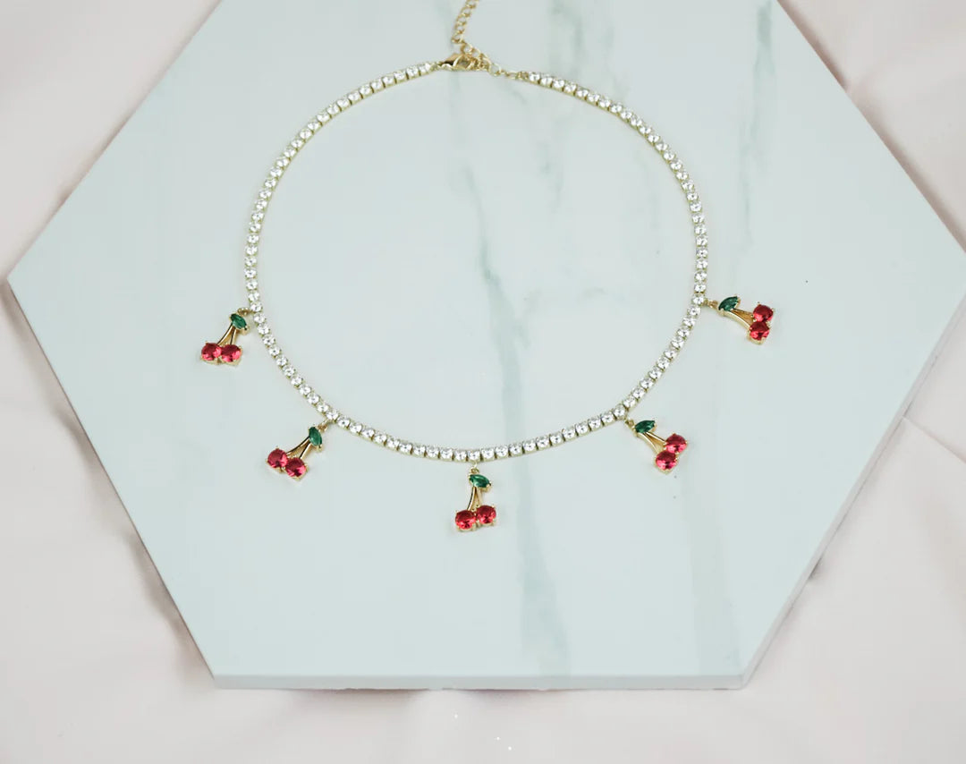 Collar cerezas tenis